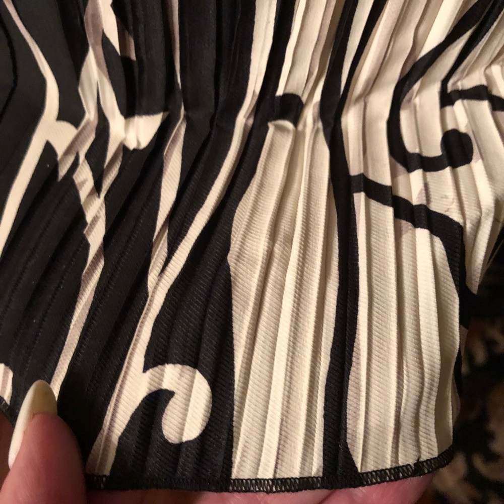 Unique top/blouse - Picture 5 of 7